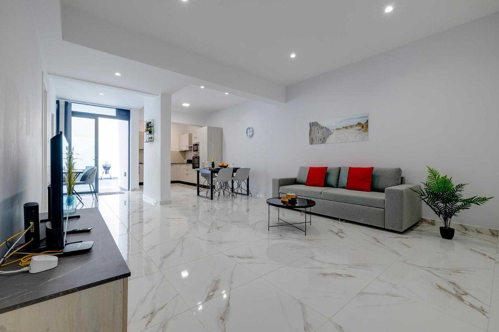 2br Great Location With Terrace * Sliema