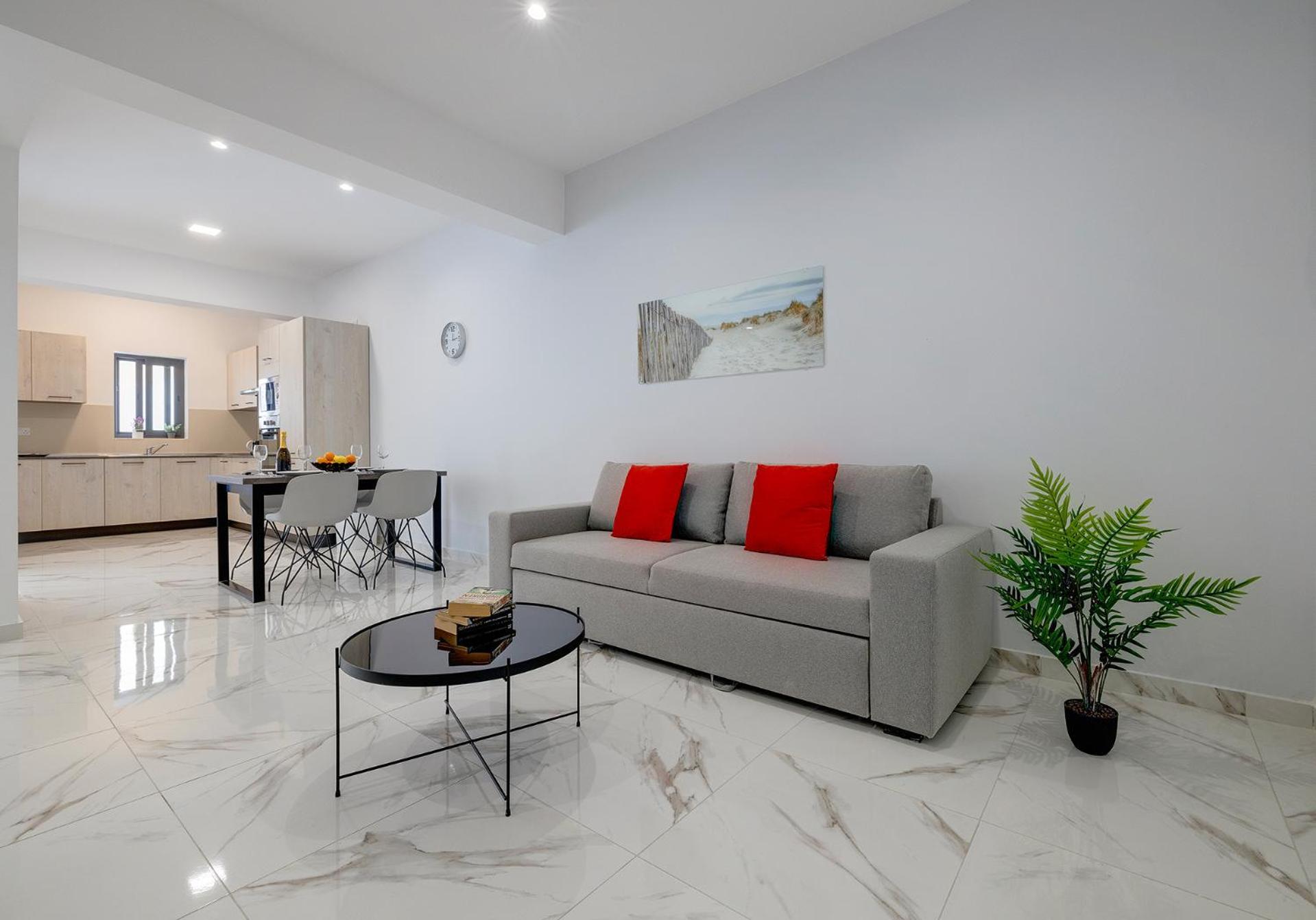 Apartment 2br Great Location With Terrace