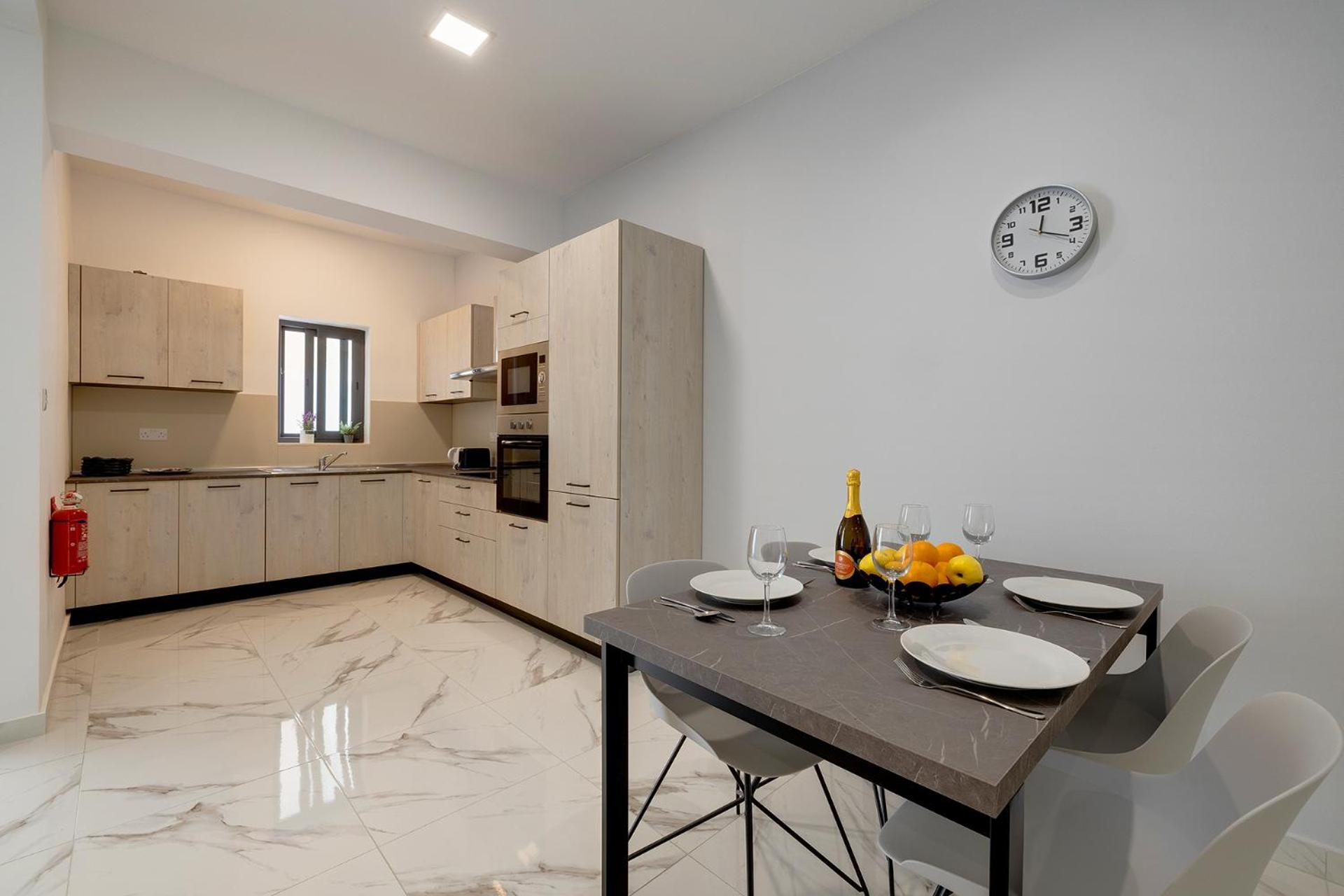 2br Great Location With Terrace Apartment Sliema