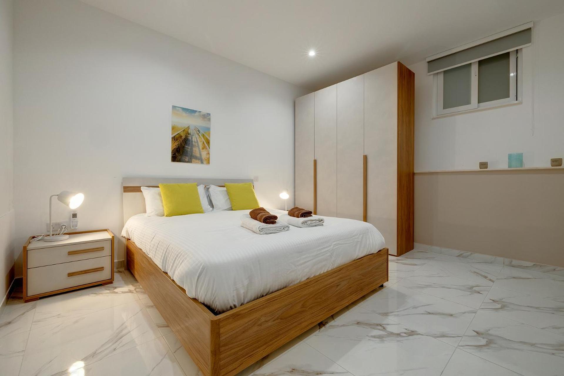 2br Great Location With Terrace Sliema